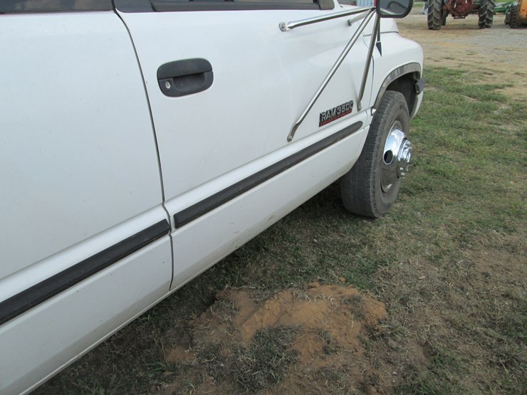 1998-dodge-3500-image-11