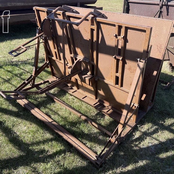 CALF TABLE 95