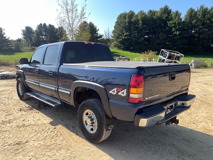 2002-chevrolet-silverado-2500hd-image-6