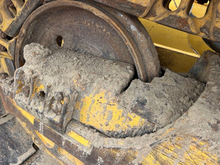 2017-komatsu-d39px-24-image-27