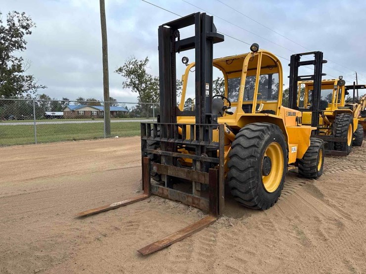 sellick-s60j4i-2-rough-terrain-forklift-image-2