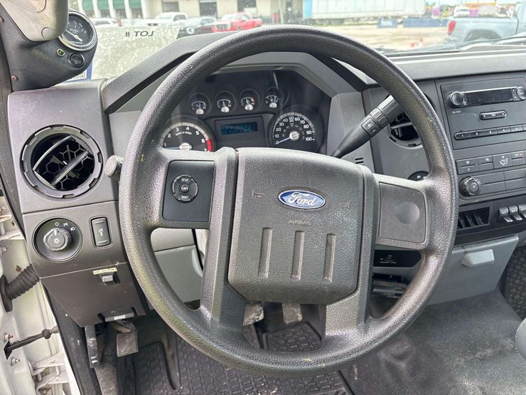 2014-ford-f350-image-10