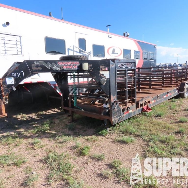 (x) (4-64) 2012 INNOVATIVE 3-Axle 37'L Gooseneck I