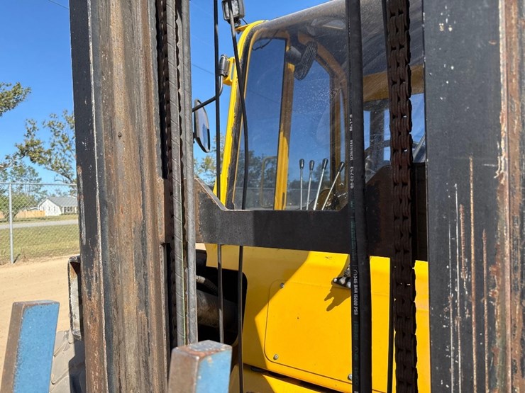 2020-sellick-s80j4e-2ps-rough-terrain-forklift-image-15
