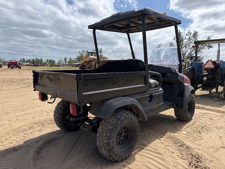 club-car-intell-trak-4x4-utv-image-6