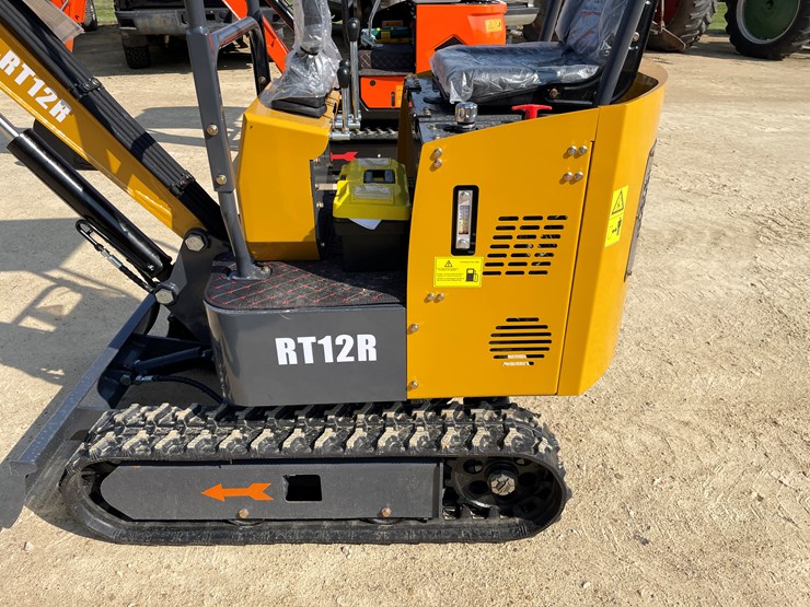 #207-•-new-rt12r-mini-excavator-image-13