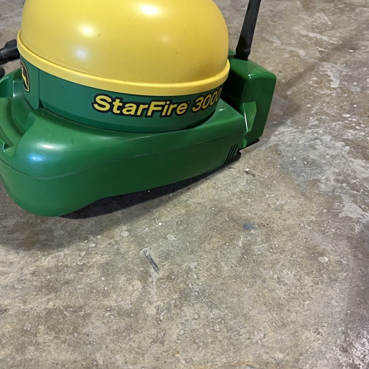Starfire 3000 globe with RTK