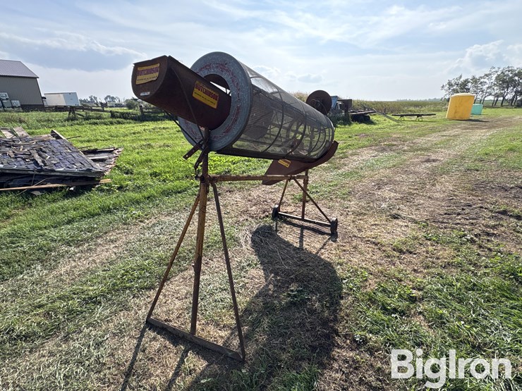 hutchinson-6’-grain-cleaner-image-1