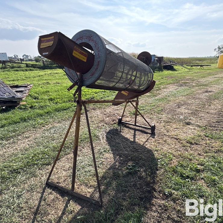 Hutchinson 6’ Grain Cleaner