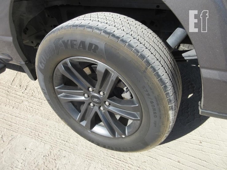 2022-ford-f150-image-15