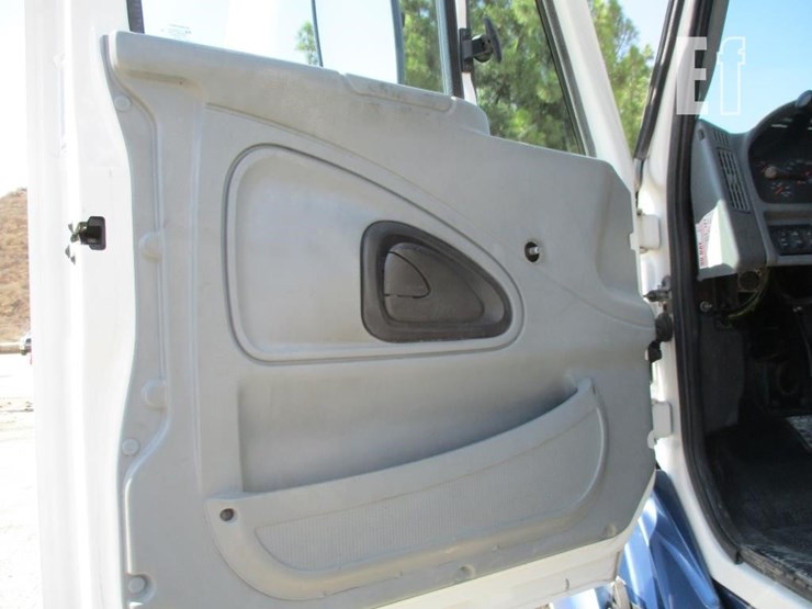 2005-international-transtar-8600-image-14