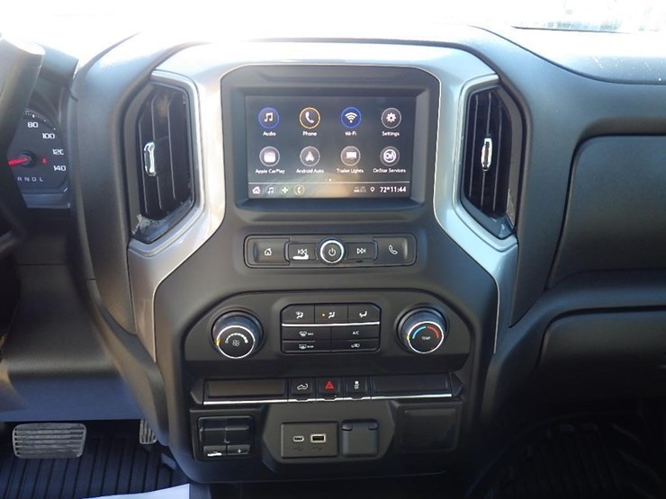chevrolet-3500hd-image-35