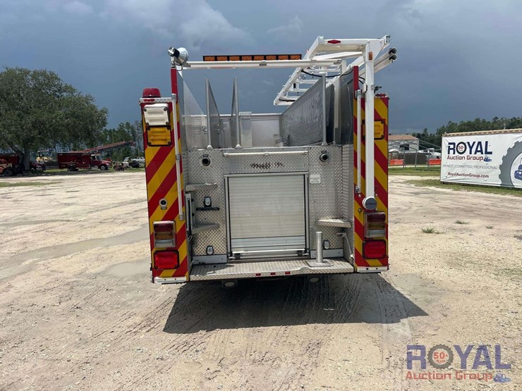 2003-pierce-tilt-cab-foam-pumper-fire-truck-image-31