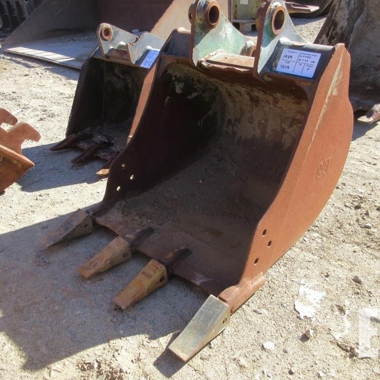 CATERPILLAR 24