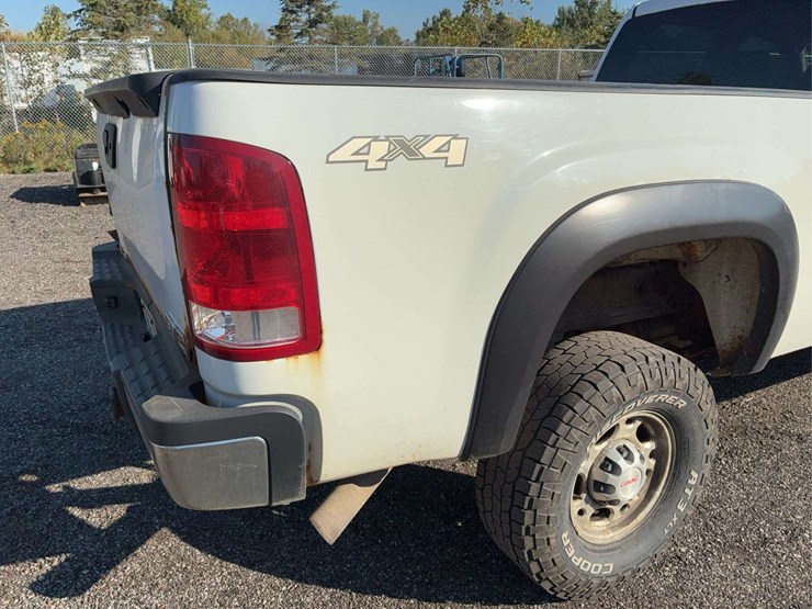 2008-gmc-sierra-image-18