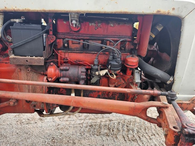 2017-ford-tractor-image-10