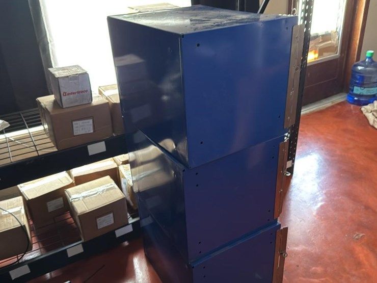 #118-•-winzer-stackable-drawer-banks-image-3