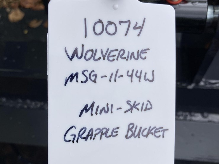 wolverine-msg-11-44w-mini-skid-grapple-bucket-image-4