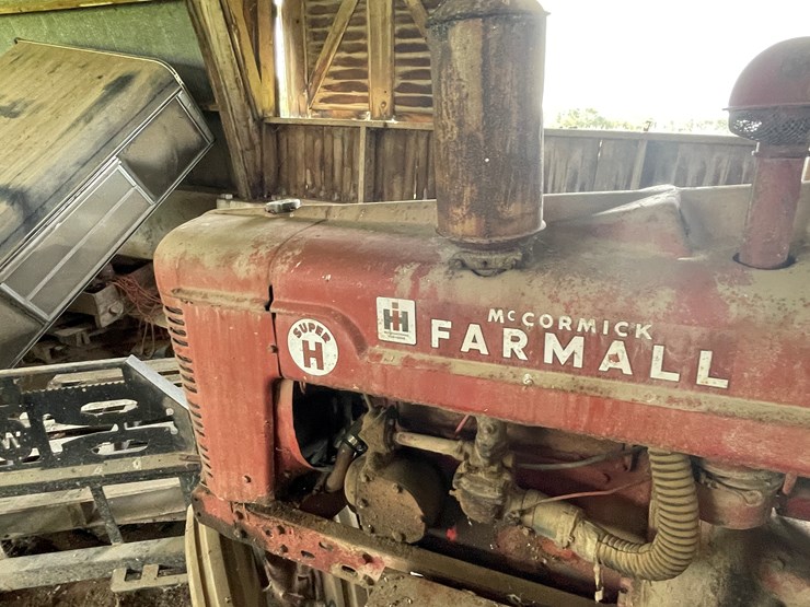 #4484-•-mccormick-super-h-tractor-image-30