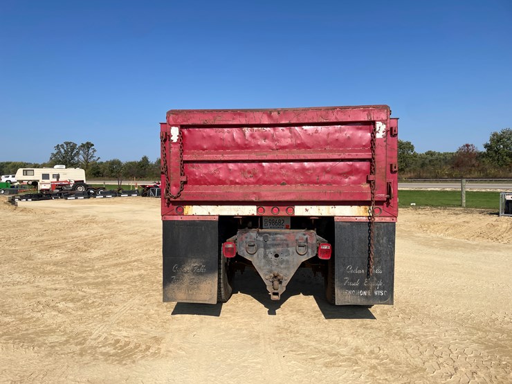 ford-f800-image-6