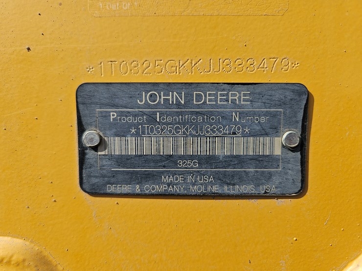 2018-deere-325g-image-16