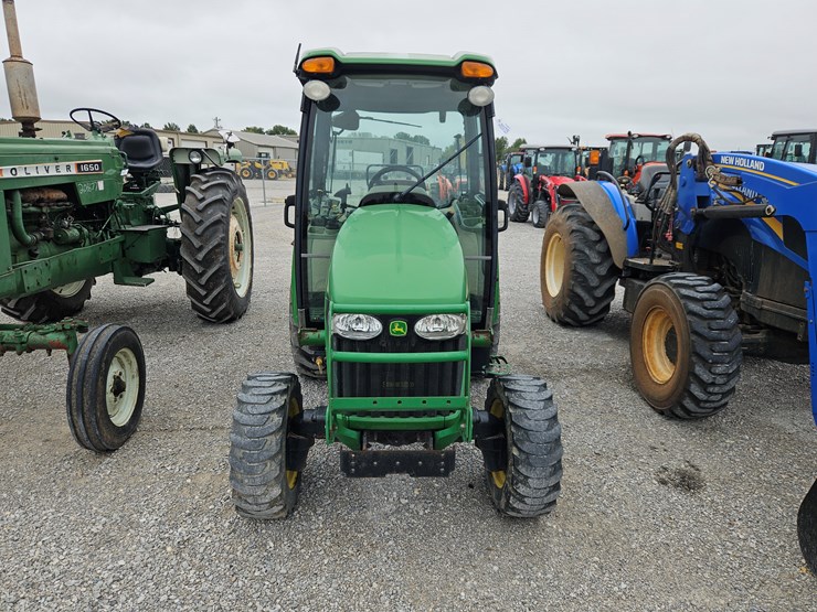 2011-john-deere-3720-image-2