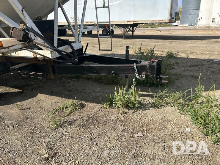 willmar-dry-tender-trailer-(cp1144,-unit-31401)-image-7
