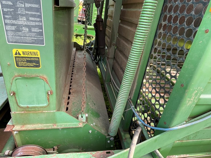 john-deere-200-image-13