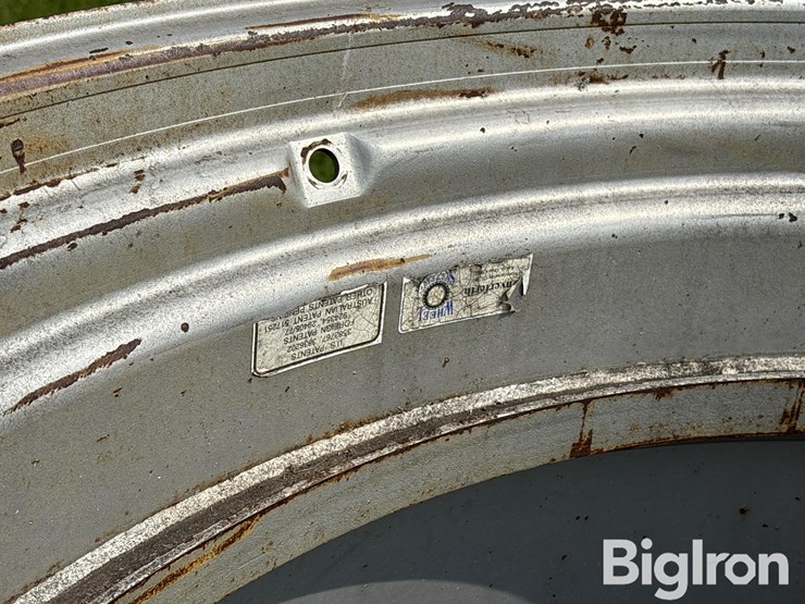 unverferth-46"-band-dual-rims-image-18