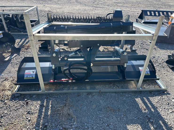 #86-•-84”-skid-steer-hydraulic-blade-image-2