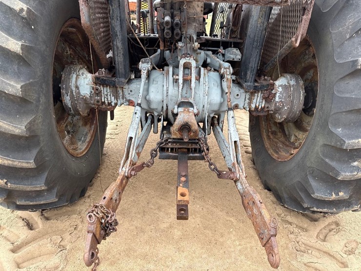 massey-ferguson-398-image-13