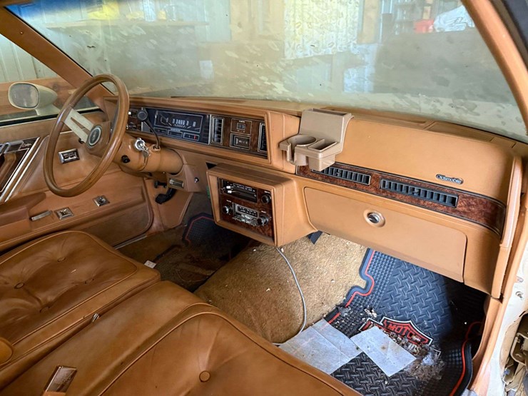 1979-olds-cutlass-supreme,-2-door,-sun-roof,-ralley-wheels,-145,000-miles,-image-12