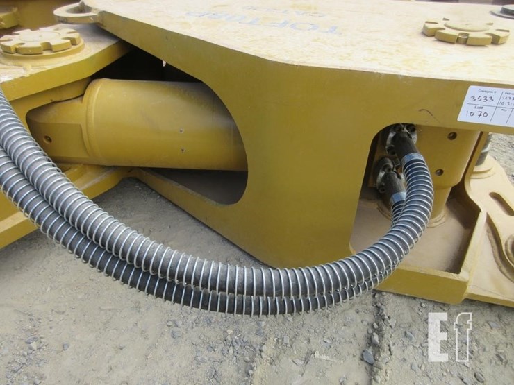 caterpillar-320-image-8