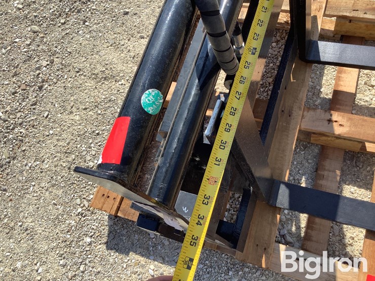 2025-giyi-cyhc-mini-skid-steer-hyd-side-shift-fork-image-14