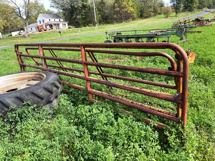 #4460-•-(3)-cattle-gates-image-5