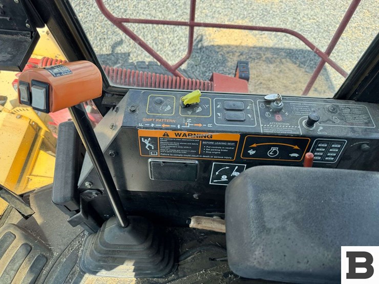 2002-new-holland-hw300-image-71