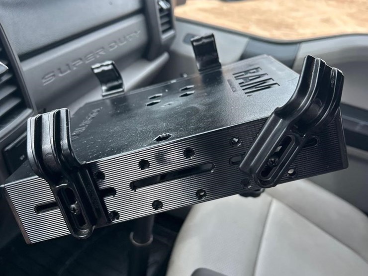 2019-ford-f350-sd-xl-image-33