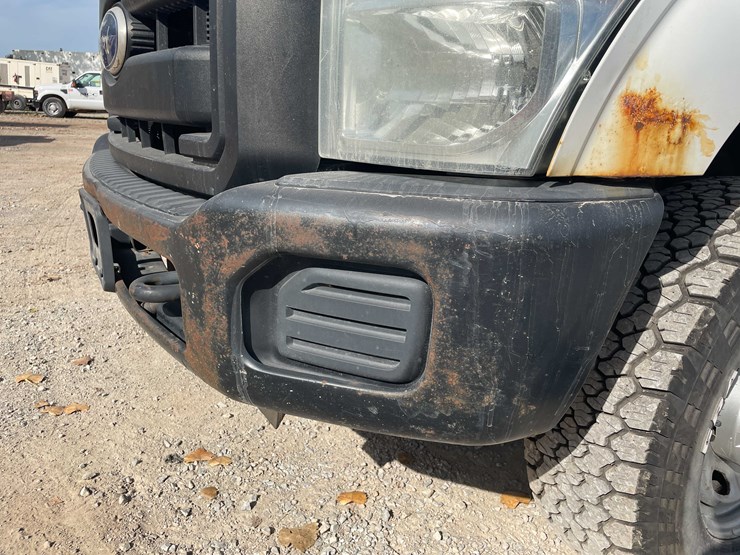 2011-ford-f250-xl-image-34