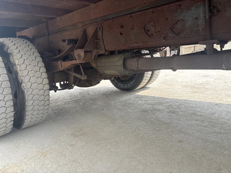 2008-ford-f550-image-29