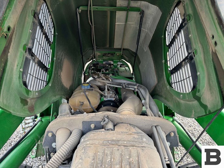 2011-john-deere-6115d-image-18