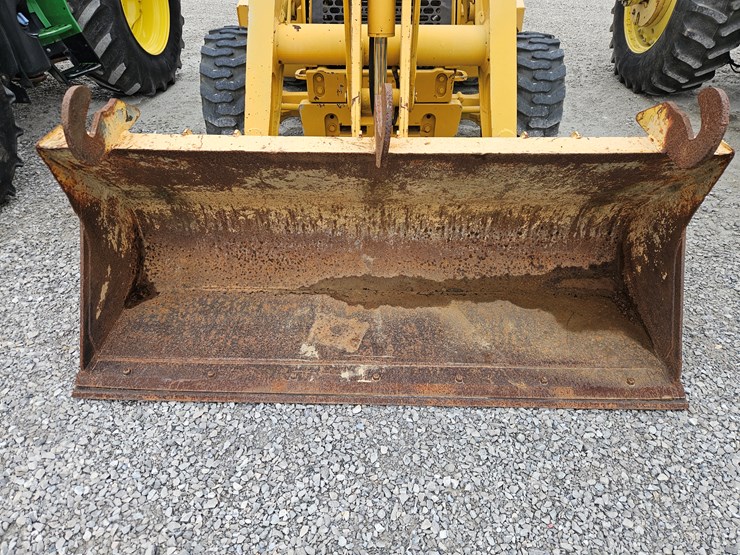 deere-310g-image-3