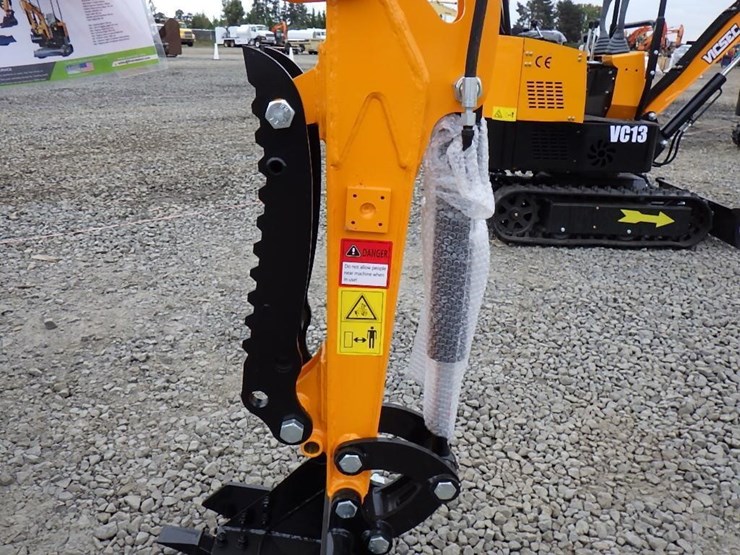 2025-vicsec-vc15-hydraulic-excavator-image-13