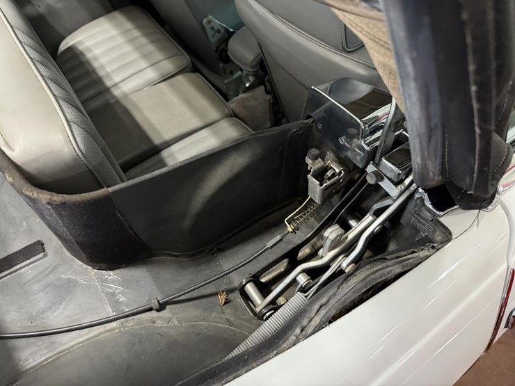 #2279-•-1988-mercedes-benz-500-class-560-sl-roadster-image-139