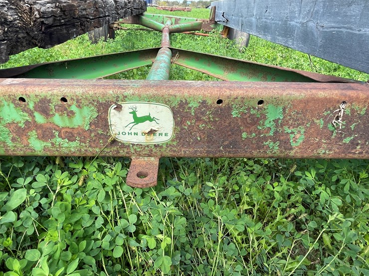 #4428-•-john-deere-running-gear-image-18
