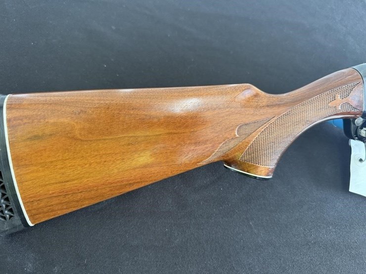remington-1100-12-gauge-shotgun-image-3