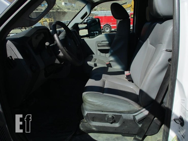 2014-ford-f550-image-7