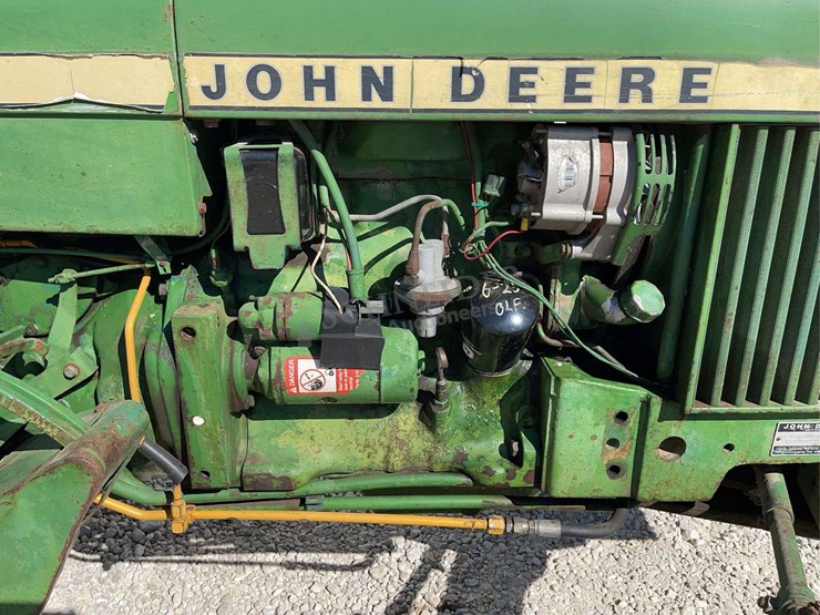 john-deere-2240-image-12