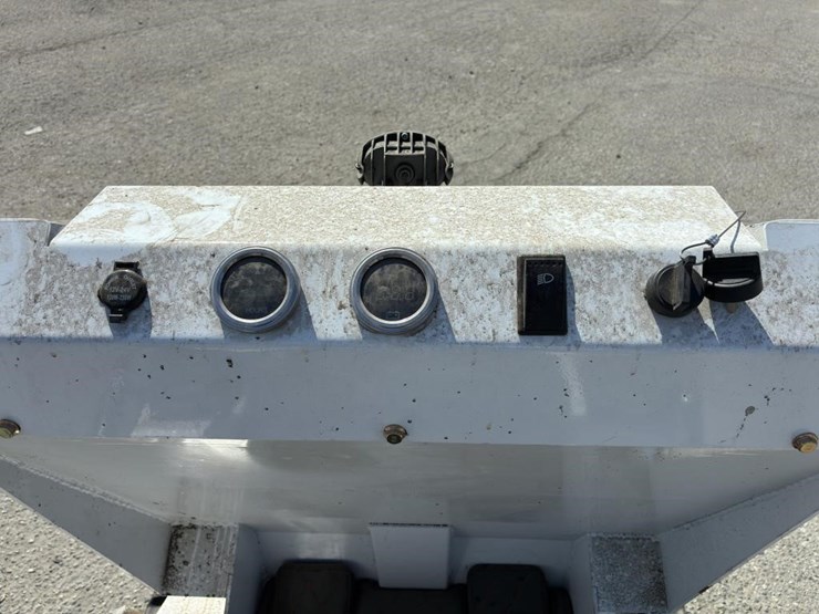 2025-bison-tek-bt360w-skid-steer-image-14