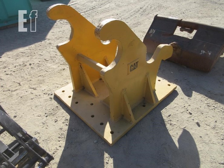 caterpillar-36-image-4