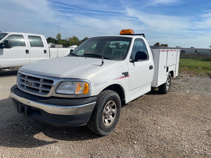 ford-f250-xl-image-1